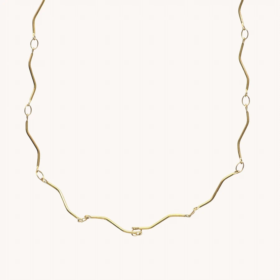 Gold Wavy Chain Necklace