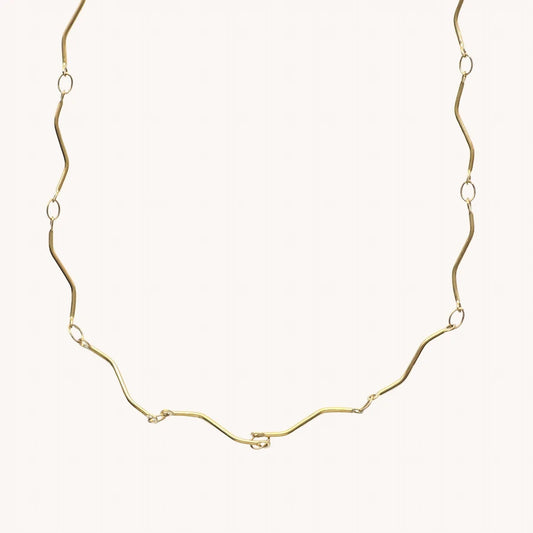 Gold Wavy Chain Necklace