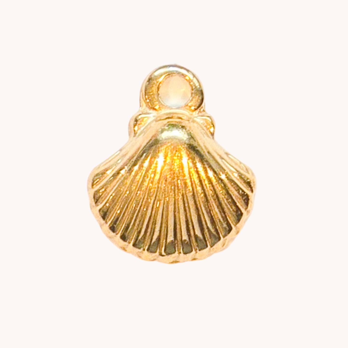 Gold Ridged Shell Charm
