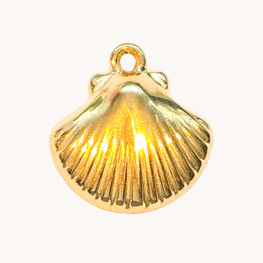 Gold Shiny Scallop Charm